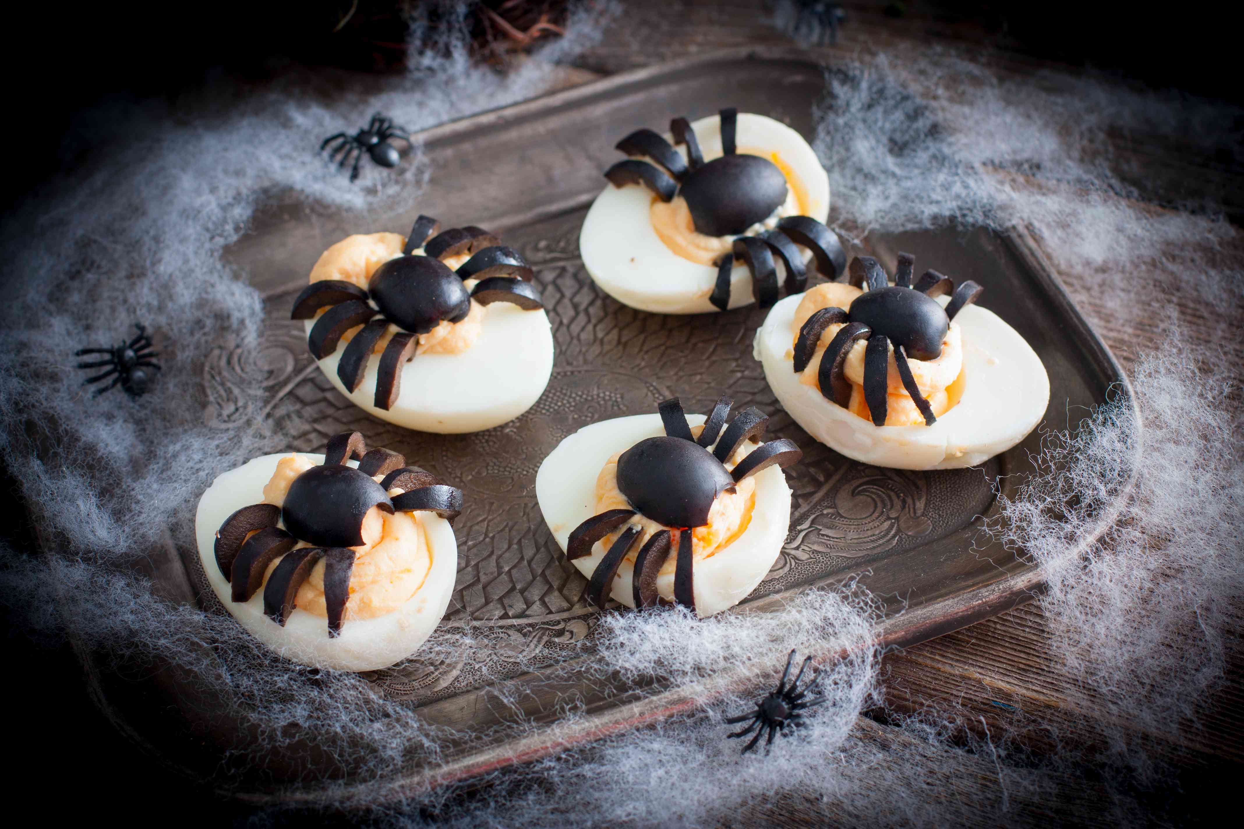 Trick Or Treat: The Best Halloween Recipes, Made Simple!
