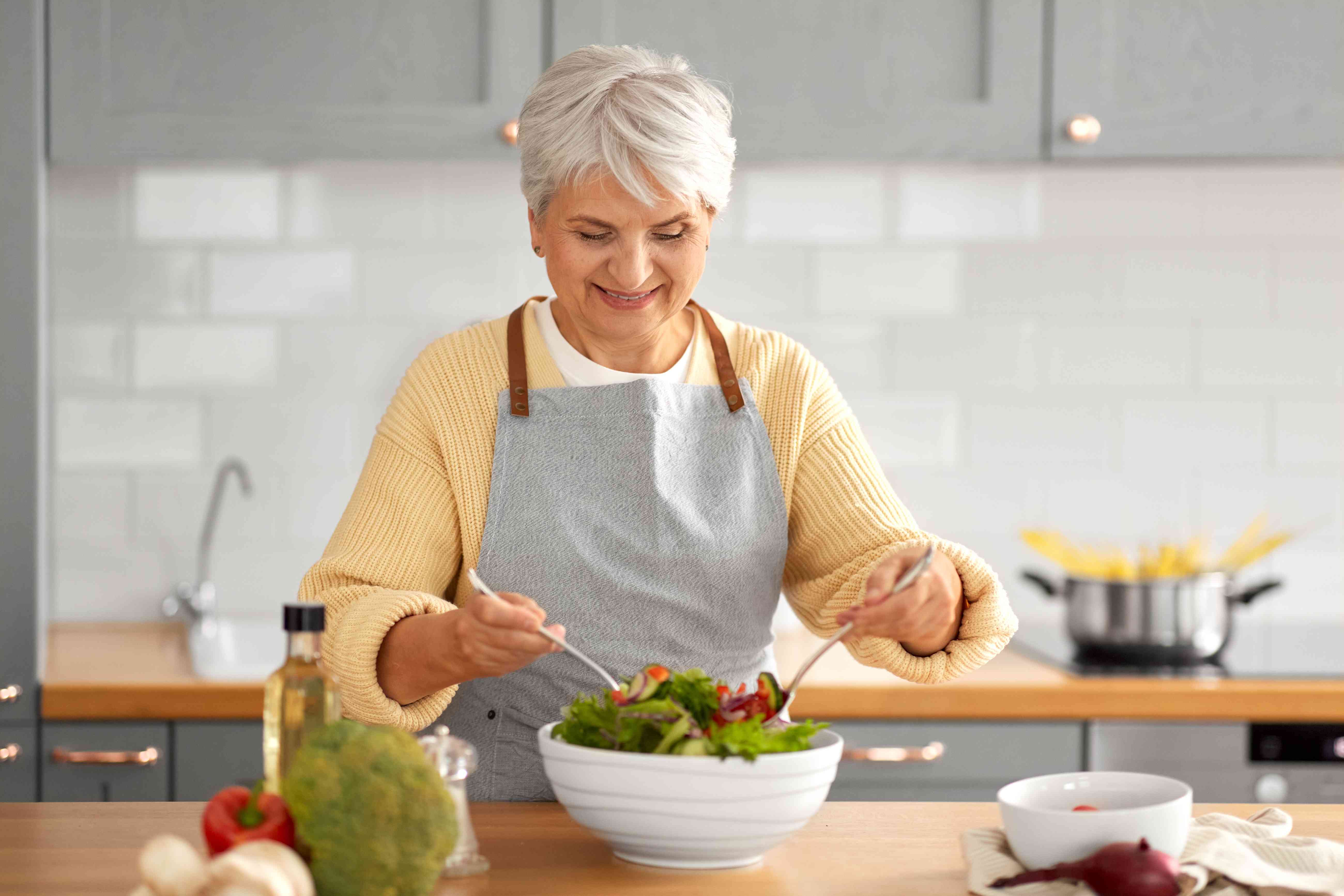 The Best Diet for Seniors to Lose Weight and Stay Healthy